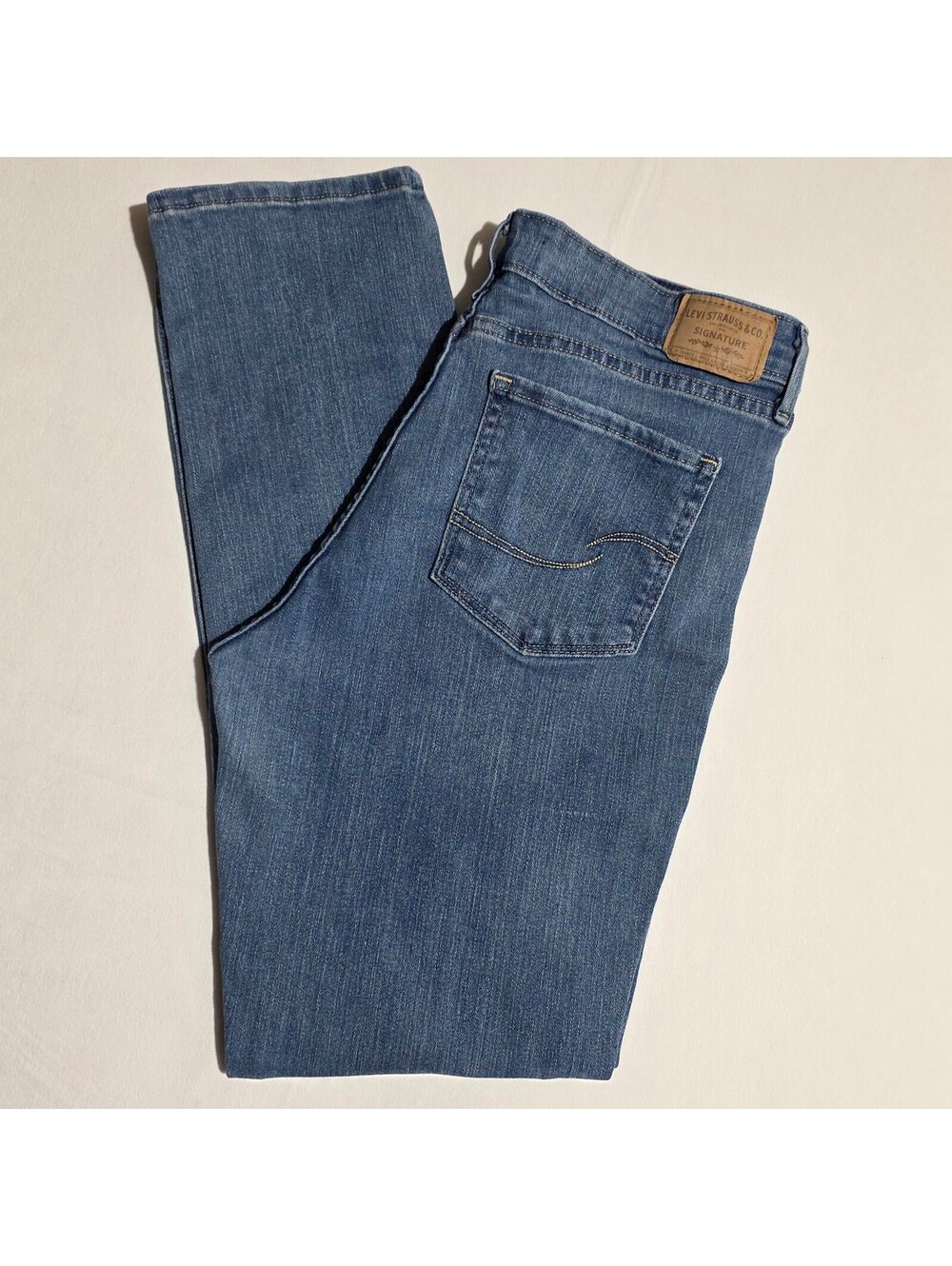 Levi's Signature Mid Rise Straight Light Blue Denim Jeans Size 12 Women's